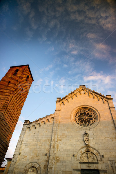 Catedrală vechi stil construcţie apus biserică Imagine de stoc © Fotografiche