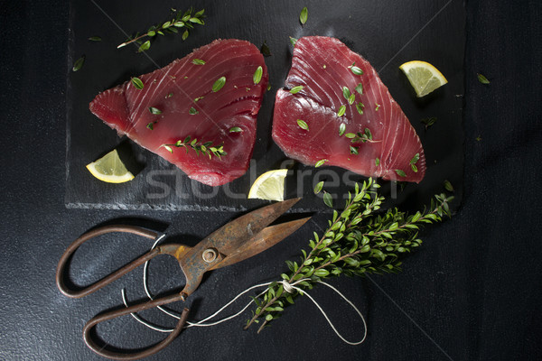 Friss tonhal szelet bemutató adag szeletek Stock fotó © Fotografiche