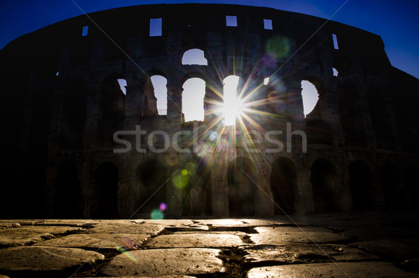 Colosseo all'alba italia indietro luce cielo Foto d'archivio © Fotografiche