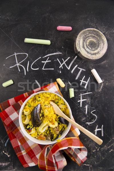 Spanisch Gericht Reis Fisch unterschiedlich Gemüse Stock foto © Fotografiche