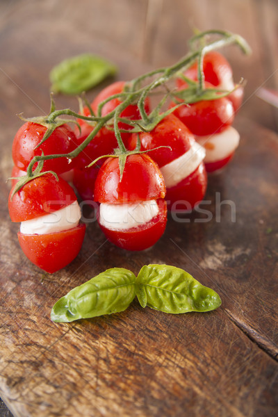 Fresh tomato and mozzarella Stock photo © Fotografiche