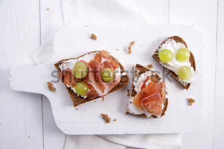 Pan queso jamón uvas todo Foto stock © Fotografiche