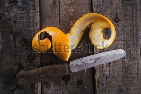 Schale orange alten Messer Tabelle Design Stock foto © Fotografiche