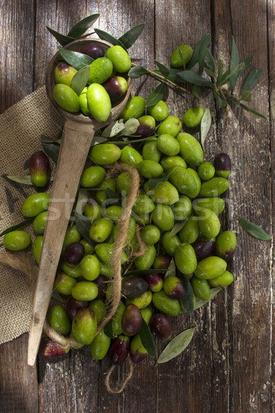 Mare verde măsline grup mic muncă Imagine de stoc © Fotografiche