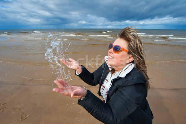 成人 女性 海 成熟した 魅力のある女性 サングラス ストックフォト © fotorobs