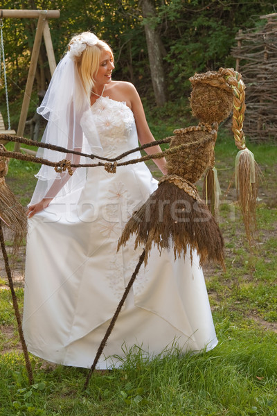 花嫁 屋外 美しい ブロンド 白いドレス ポーズ ストックフォト © fotorobs