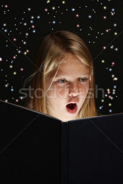 若い女の子 読む ファンタジー 図書 かなり 小さな ストックフォト © fouroaks