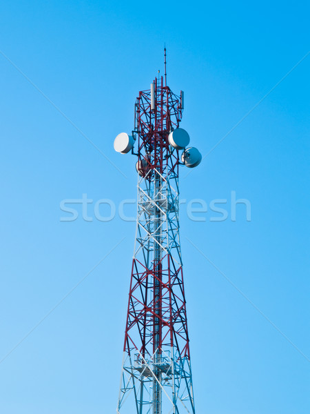 Telefone móvel comunicação antena torre blue sky televisão Foto stock © FrameAngel