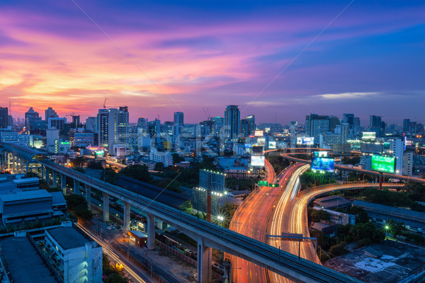 Negocios edificio Bangkok ciudad vida nocturna transporte Foto stock © FrameAngel