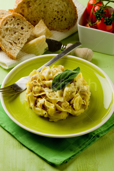 Foto stock: Tortellini · mantequilla · salvia · delicioso · italiano · frescos