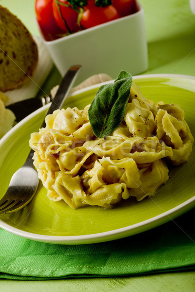 Foto stock: Tortellini · mantequilla · salvia · delicioso · italiano · frescos