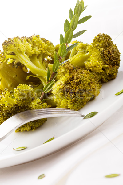 Brokkoli fotó finom fehér fűszer olívaolaj Stock fotó © Francesco83