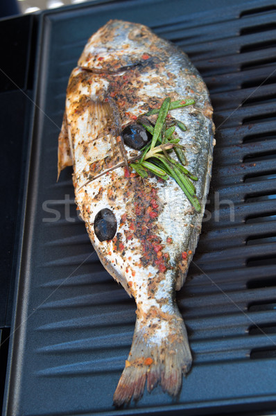 Bbq marinierten bereit Grill Fisch Tabelle Stock foto © franky242