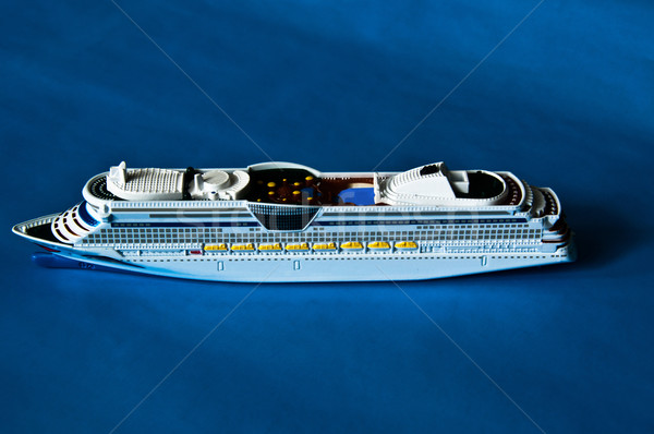 Kreuzfahrtschiff Miniatur Modell Spielzeug blau Papier Stock foto © franky242
