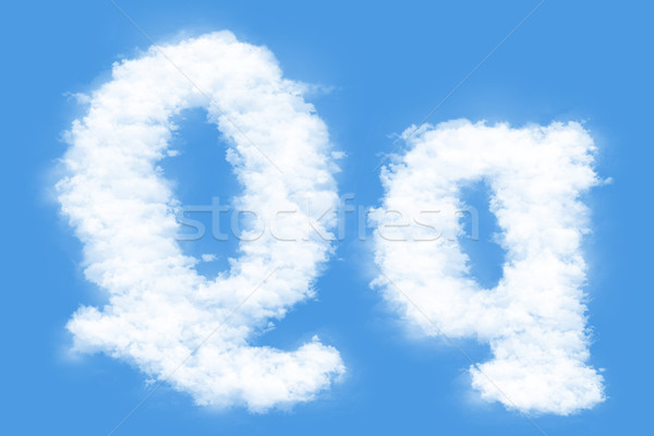 Scrisoare nori litera q cer fum Imagine de stoc © frescomovie