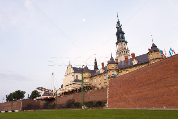 Monasterio amanecer arquitectura Polonia cristianismo patrimonio Foto stock © Gbuglok