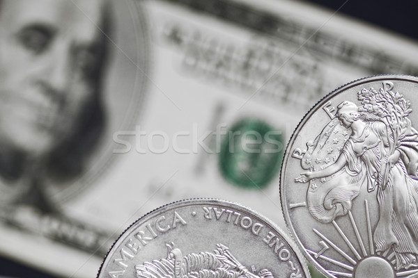 Prata moeda dólar brilhante Foto stock © Gbuglok
