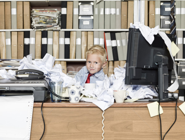 Jungen Geschäftsmann Geschäftsmann unordentlich Büro Business Stock foto © gemenacom