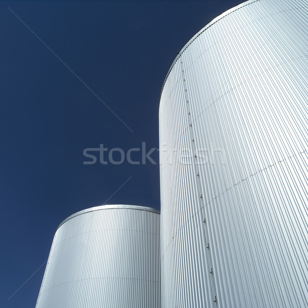 Stoccaggio serbatoio cielo blu tecnologia industria fabbrica Foto d'archivio © gemenacom
