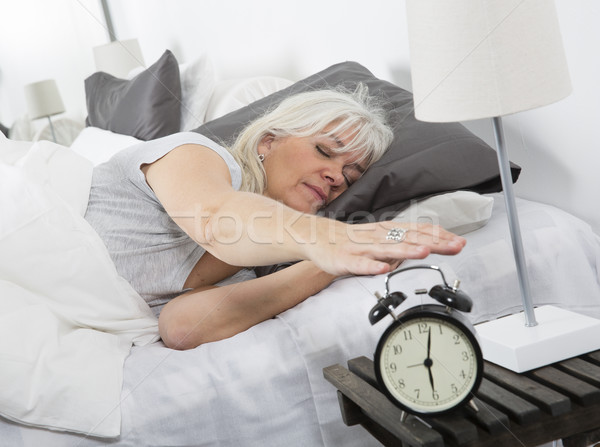 Omhoog vrouw slapen draaien af Stockfoto © gemenacom