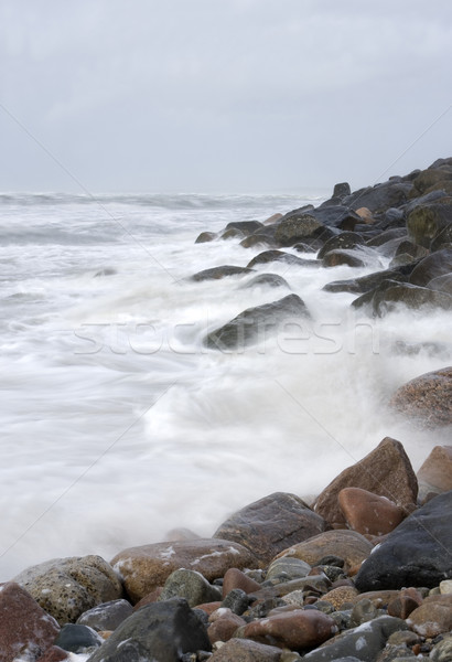 Kustlijn bewegende golven zee rock golf Stockfoto © gemenacom