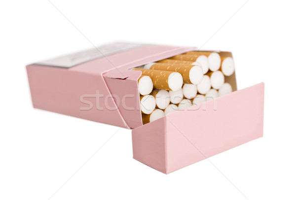 [[stock_photo]]: Pack · cigarettes · isolé · blanche · boîte · cigarette