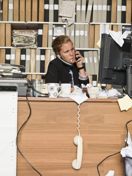 Rauchen Geschäftsfrau beschäftigt Geschäftsfrauen Büro Business Stock foto © gemenacom