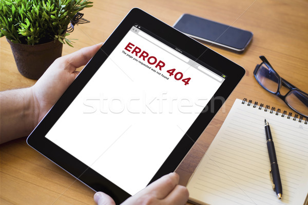 Desktop tablet fout 404 handen man Stockfoto © georgejmclittle