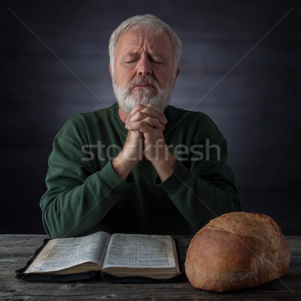 благодарение молитвы духовных ежедневно хлеб благодарность Сток-фото © georgemuresan