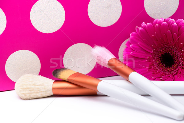 Makyaj lekeli pembe çiçek göz moda Stok fotoğraf © Geribody