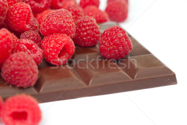 Maliny czekolady biały owoców jeść Berry Zdjęcia stock © Ghenadie