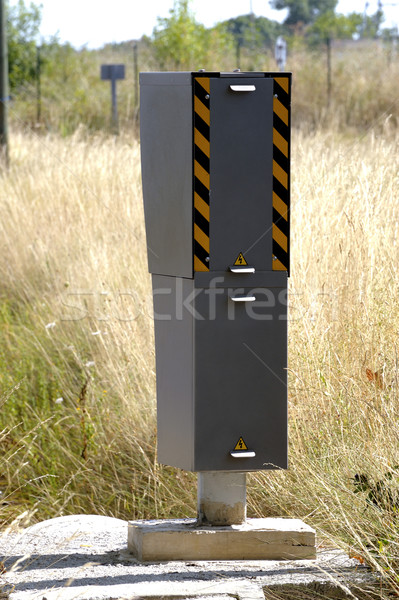 Radar fransız yol gizlenmiş arkasında çim Stok fotoğraf © Gilles_Paire