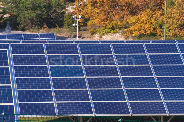 Fotovoltaice centrala electrica tehnologie albastru industrie fabrică Imagine de stoc © Gilles_Paire