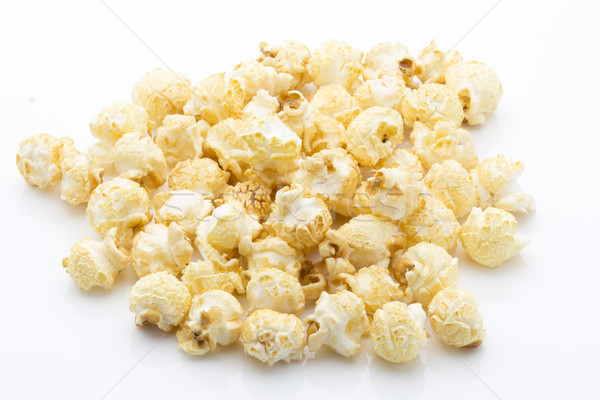 Popcorn isoliert weiß Essen Studio Objekt Stock foto © gitusik