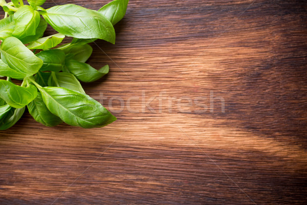 Basilico fresche legno aromatico Spice Foto d'archivio © gitusik