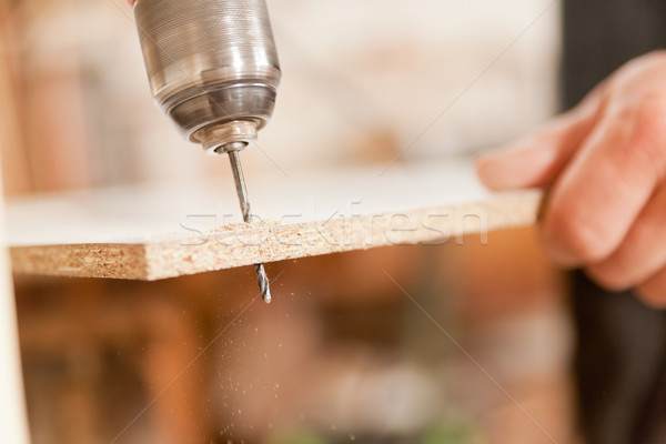 Stock foto: Bohrer · bit · langweilig · Holzbrett · Vordergrund · Hände