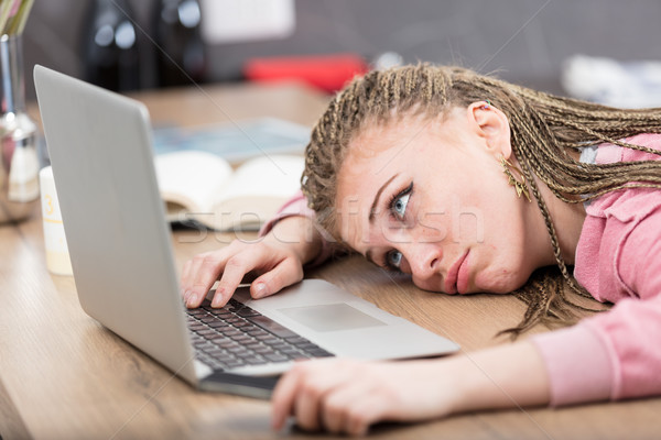 女性 仕事 疲れ ラップトップコンピュータ キッチン 退屈 ストックフォト © Giulio_Fornasar