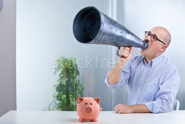 Foto stock: Hombre · megáfono · cerdo · ahorros · calvo · oficinista