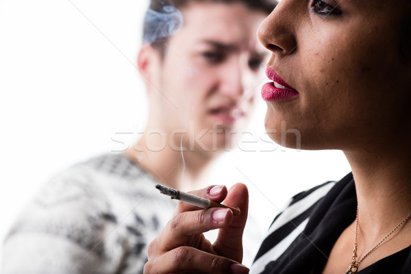 Foto stock: Mujer · fumar · cigarrillo · decepcionado · hombre · decepción