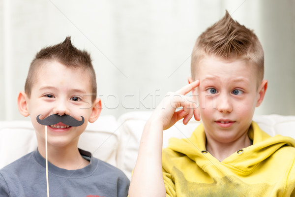 Pár kicsi fiútestvérek készít vicces arcok Stock fotó © Giulio_Fornasar