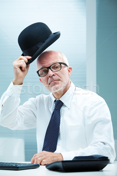 Elegante Inglés empresario cuadrados gafas saludo Foto stock © Giulio_Fornasar