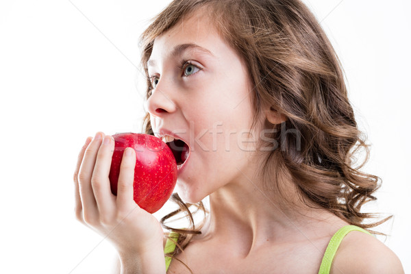 [[stock_photo]]: Fille · pomme · rouge · blanche · peu · alimentaire · nature