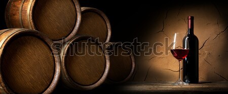Merlot mur argile cave vin résumé Photo stock © Givaga