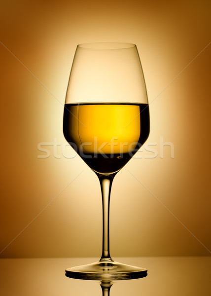 şarap kadehi altın cam beyaz şarap arka plan içmek Stok fotoğraf © Givaga