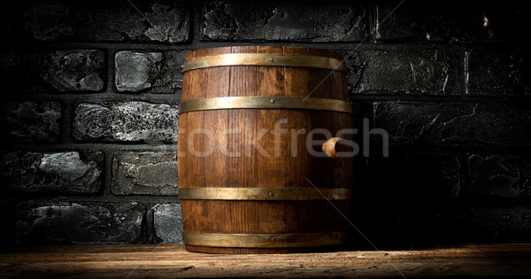 Baryłkę murem czarny piwnica wina Zdjęcia stock © Givaga