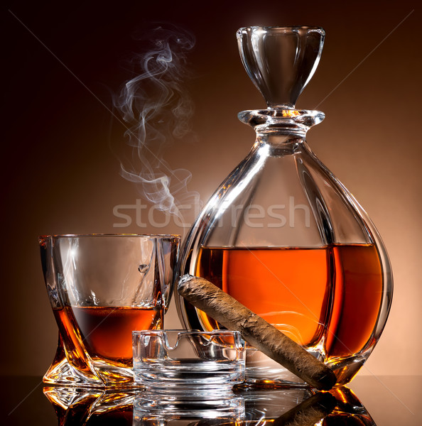 álcool charuto vidro cinzeiro negócio fumar Foto stock © Givaga