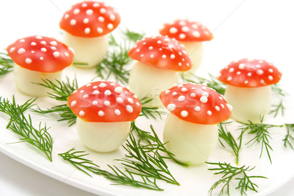 [[stock_photo]]: Champignons · oeufs · blanche · plaque · oeuf · fond