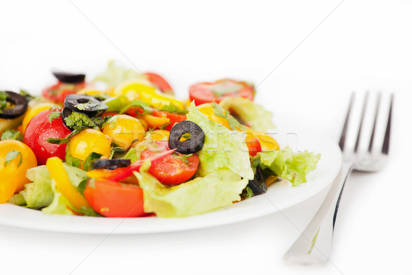 新鮮蔬菜 沙拉 白 盤 背景 餐廳 商業照片 © gladcov