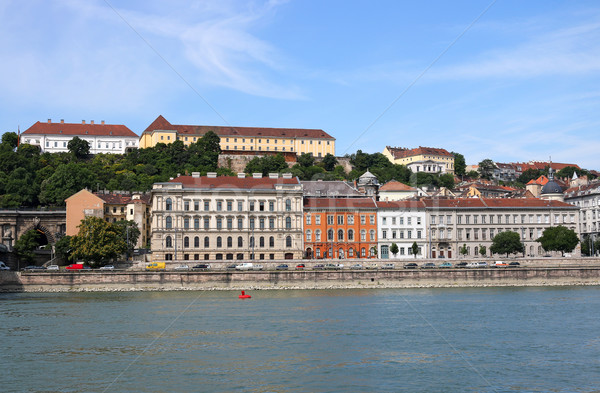 старые зданий Дунай Будапешт Венгрия Сток-фото © goce