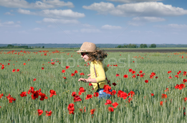 ストックフォト: 幸せ · 女の子 · を実行して · 草原 · 春 · シーズン